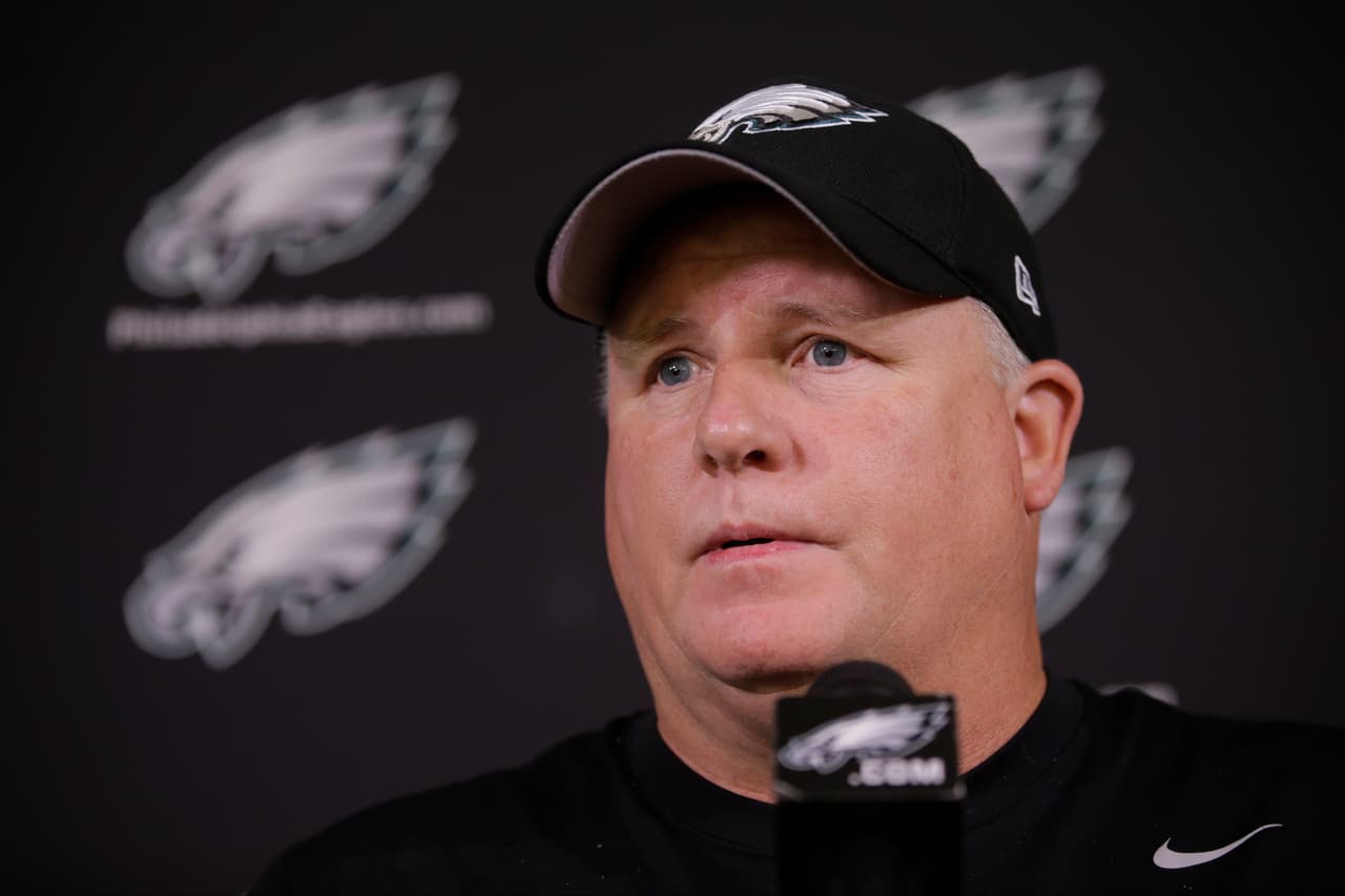 Chip Kelly: Evan Mathis fue el que nos pidió muchas veces que lo cortáramos