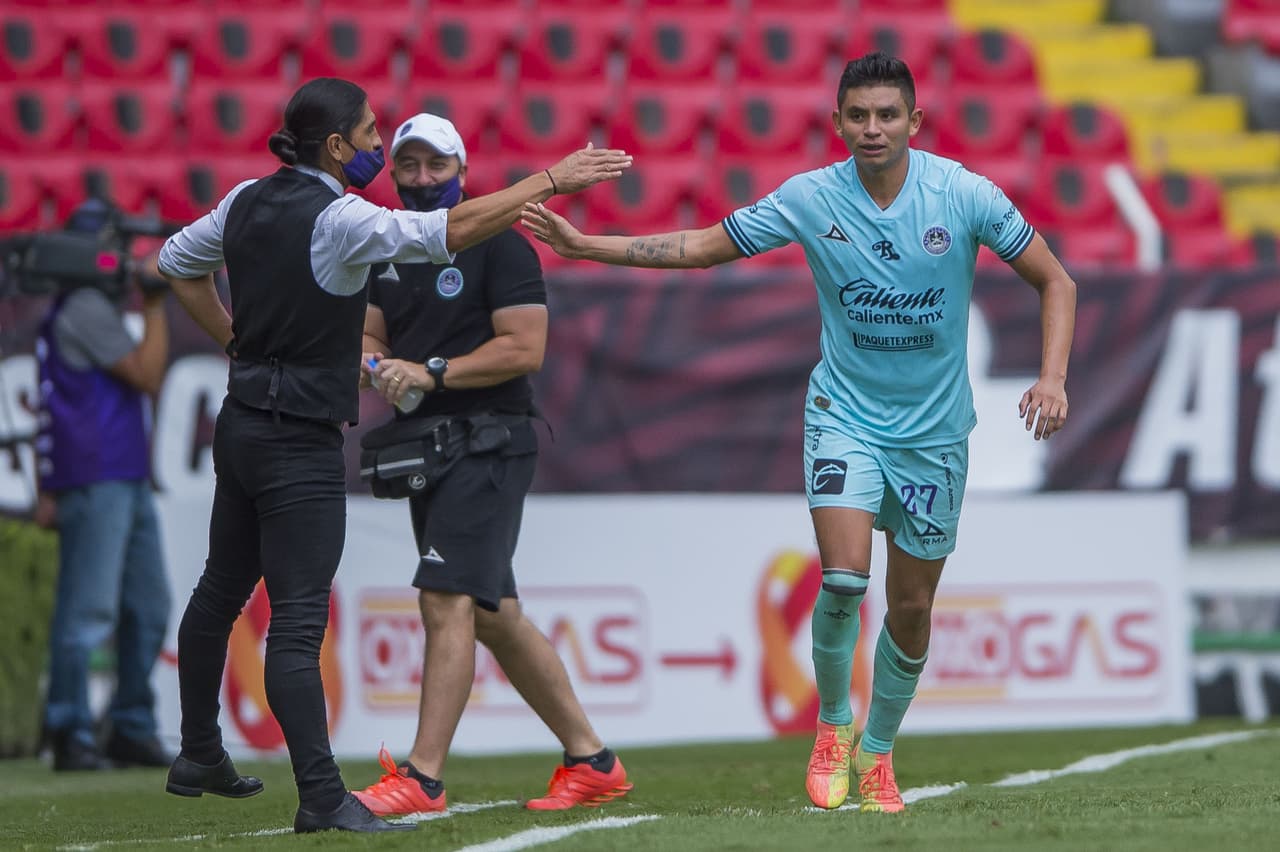 Los de Mazatlán podrían dar la campanada, pues sólo han caído una ocasión en el Kraken y los cementeros sólo han ganado dos partidos como visitantes.