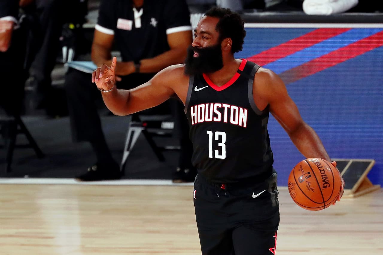 James Harden | Acumula 23 partidos anotando 50 puntos o más. Su marca va en 61 puntos.
