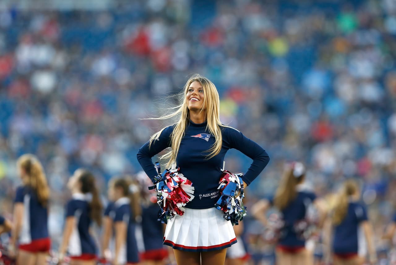 Si de falditas se trata, las de las porristas de la NFL son ¡las más candentes!