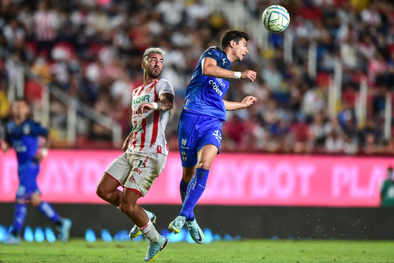 Con goles de Rodrigo Aguirre y Ponchito González, Monterrey vino de atrás para vencer 1-2 al Necaxa y treparse de forma momentánea en la cima del Apertura 2022.