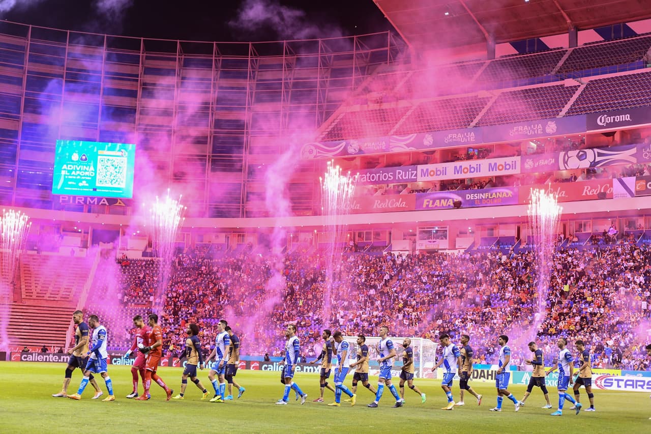 Puebla derrotó a Pumas para asegurar su lugar en el repechaje, mientras que los universitarios tienen cero posibilidades de entrar a Liguilla. Un golazo de Jordi Cortizo a los seis minutos y un autogol de Nicolás Freire a la medirá hora del primer tiempo sentenciaron a los Pumas de Lillini.