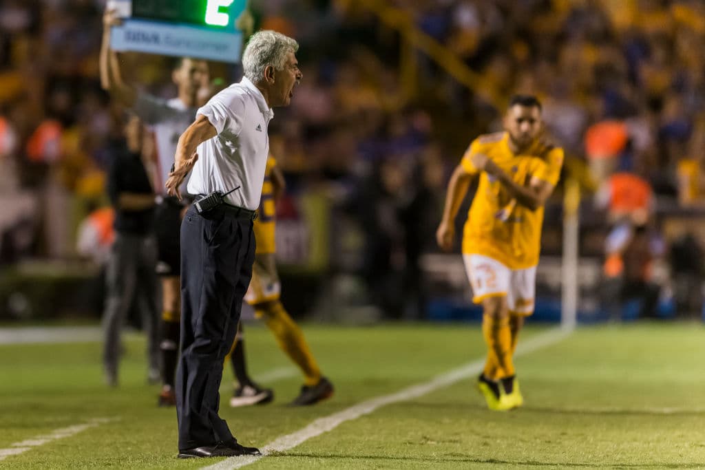 El temperamento y personalidad del 'Tuca' es una muestra de su forma de liderar los equipos, con una experiencia que resulta muy importante en una selección.