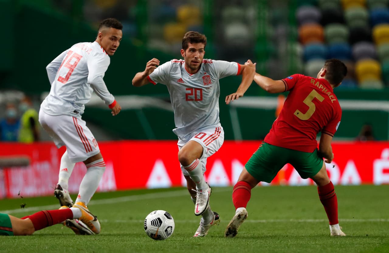 Los dirigidos por Luis Enrique dominaban las acciones durante los primeros 10’.