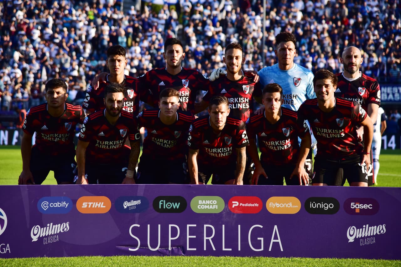 River Plate llegó a "el Bosque" con un equipo alterno, debido a que el martes enfrentan a Boca Juniors por la ida de las semifinales de la Copa Libertadores.