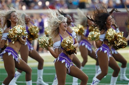 ¡Regresaron las hermosas cheerleaders de la NFL!, como los jugadores, ellas también se preparan al máximo para la temporada 2015, checa lo mejor de ellas en la primera semana.
