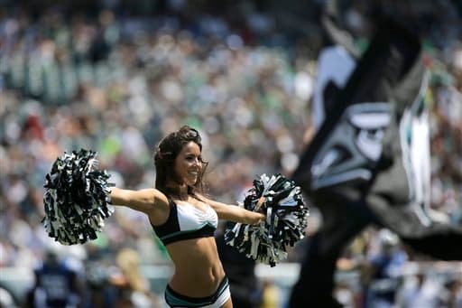 ¡Regresaron las hermosas cheerleaders de la NFL!, como los jugadores, ellas también se preparan al máximo para la temporada 2015, checa lo mejor de ellas en la primera semana.
