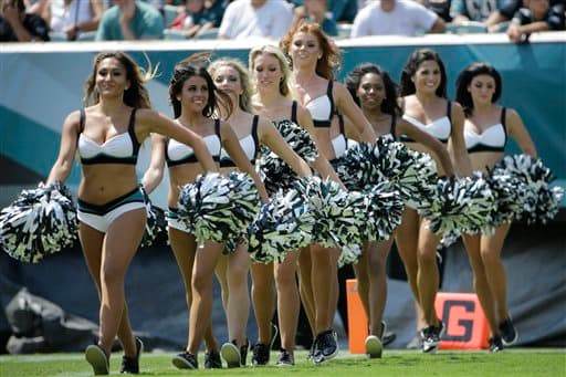 ¡Regresaron las hermosas cheerleaders de la NFL!, como los jugadores, ellas también se preparan al máximo para la temporada 2015, checa lo mejor de ellas en la primera semana.