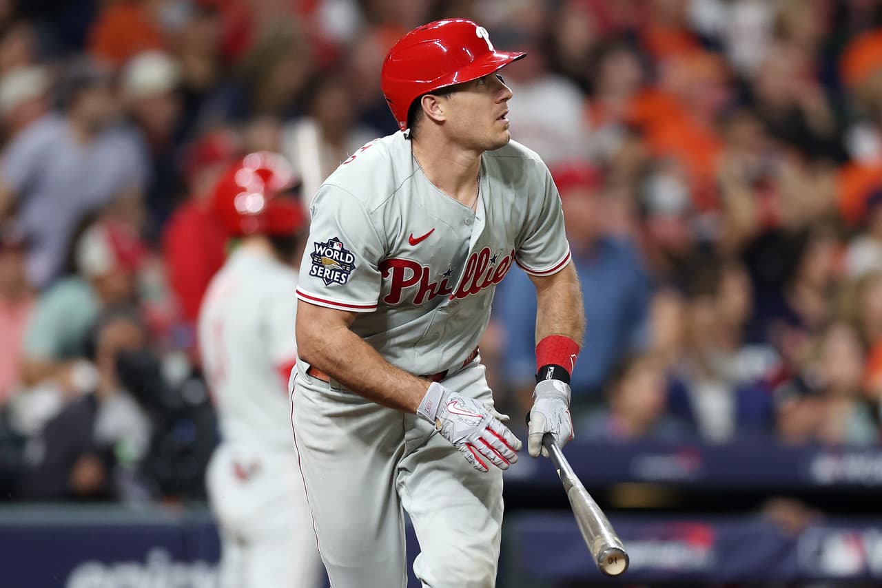 Realmuto, remolcó a Darick Hall con un doble.