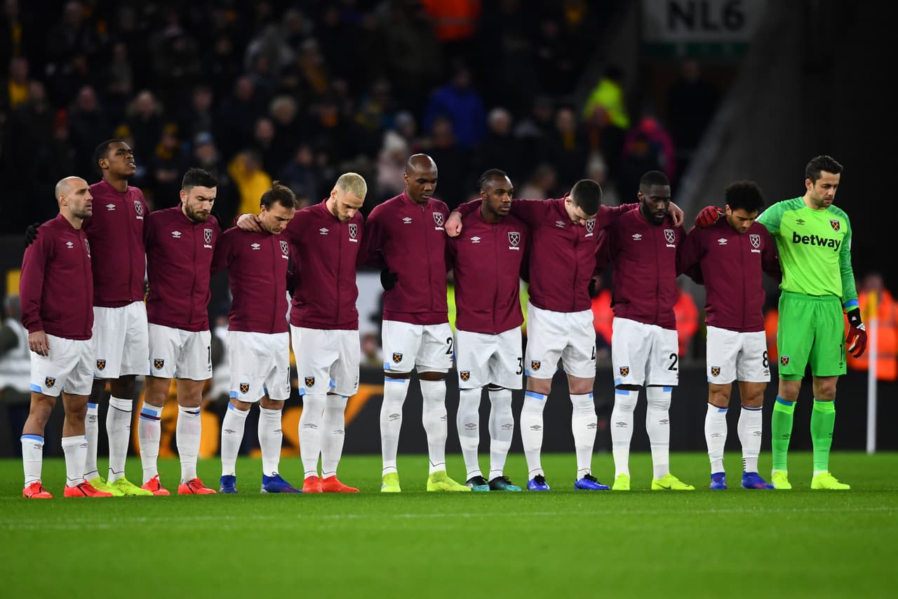 Manuel Pellegrini, del otro lado, utilizó la dupla de ataque Andy Carroll-Marko Arnautovic.