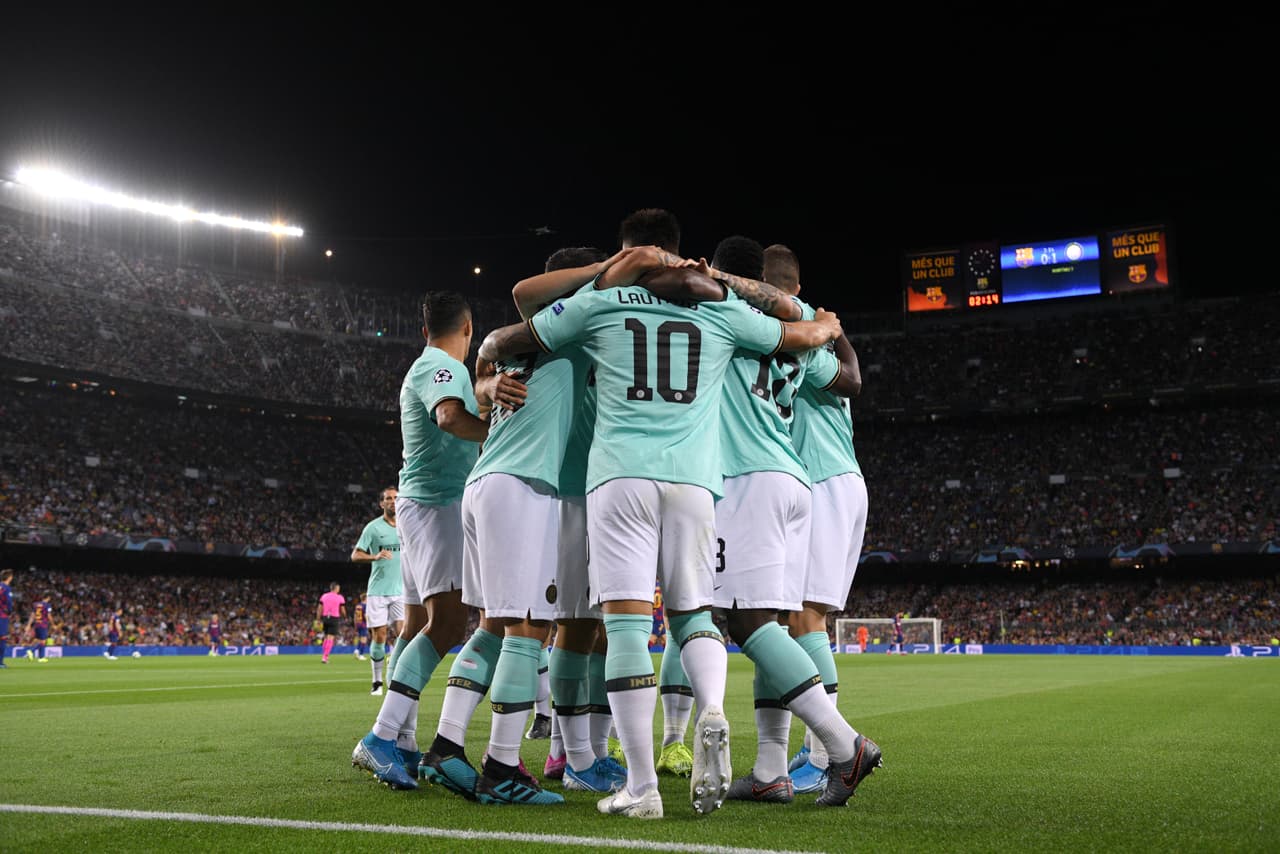 En el minuto 58, Luis Suarez mete un golazo, empatando así el encuentro.