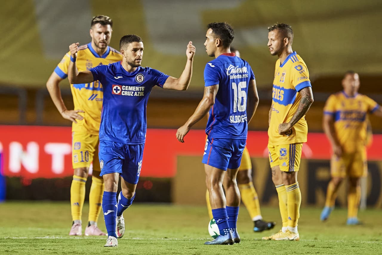 Cruz Azul vence 1-3 a Tigres en el volcán y rasguñan su pase a las semifinales.