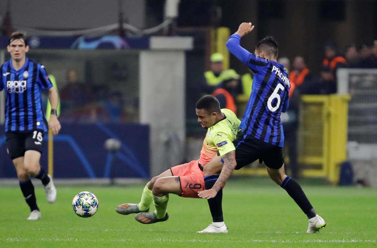 PSG 1-0 Brujas; E. Roja 0-4 Tottenham; Atalanta 1-1 Man. City, Dinamo Zagreb 3-3 Shakhtar.