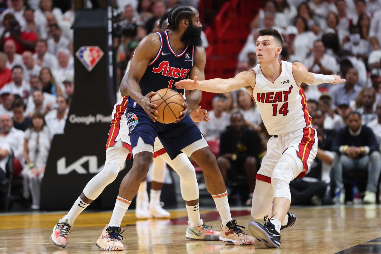 El Heat aplasta a los Sixers ya sin margen de error