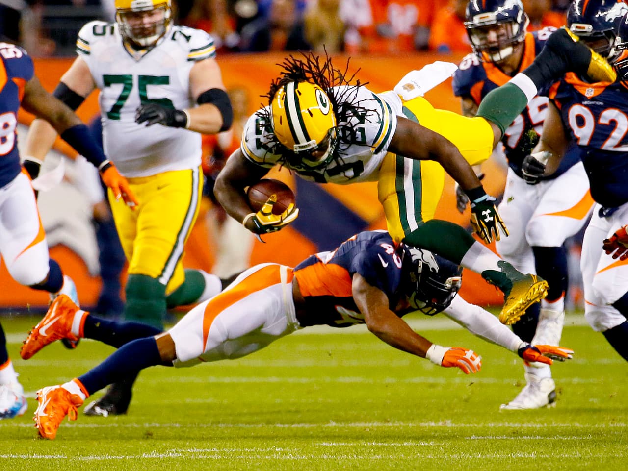 Los Broncos y Peyton Manning brillaron en Lunes por la Noche al derrotar a los Packers 29-10 y así mantenerse invictos. Checa las mejores tomas de este duelo.