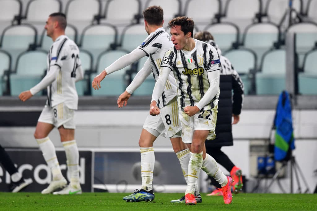 Juventus queda eliminado, por tercer año consecutivo, de la UEFA Champions League. Esta vez el Porto hizo la hazaña y, en tiempo extra, con gol de Sergio Oliveira, calificó a su equip a cuartos de final. El mexicano Jesús 'Tecatito' Corona, fue titular y participó durante todo el encuentro. El marcador del partido fue 3-2, pero fue el global el que le dio el pase a los 'Dragones Azules'.