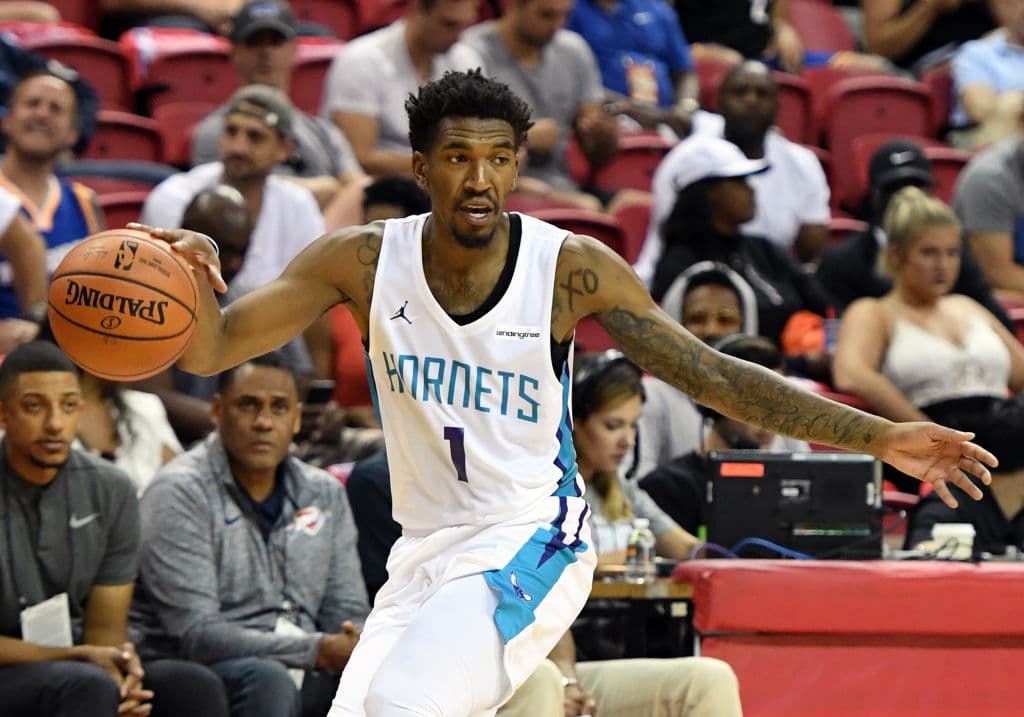 Esta franquicia estuvo por fuera de Carolina del Norte de 2004 a 2014 cuando fueron los Bobcats, pero volvió a Charlotte, su hogar natural.