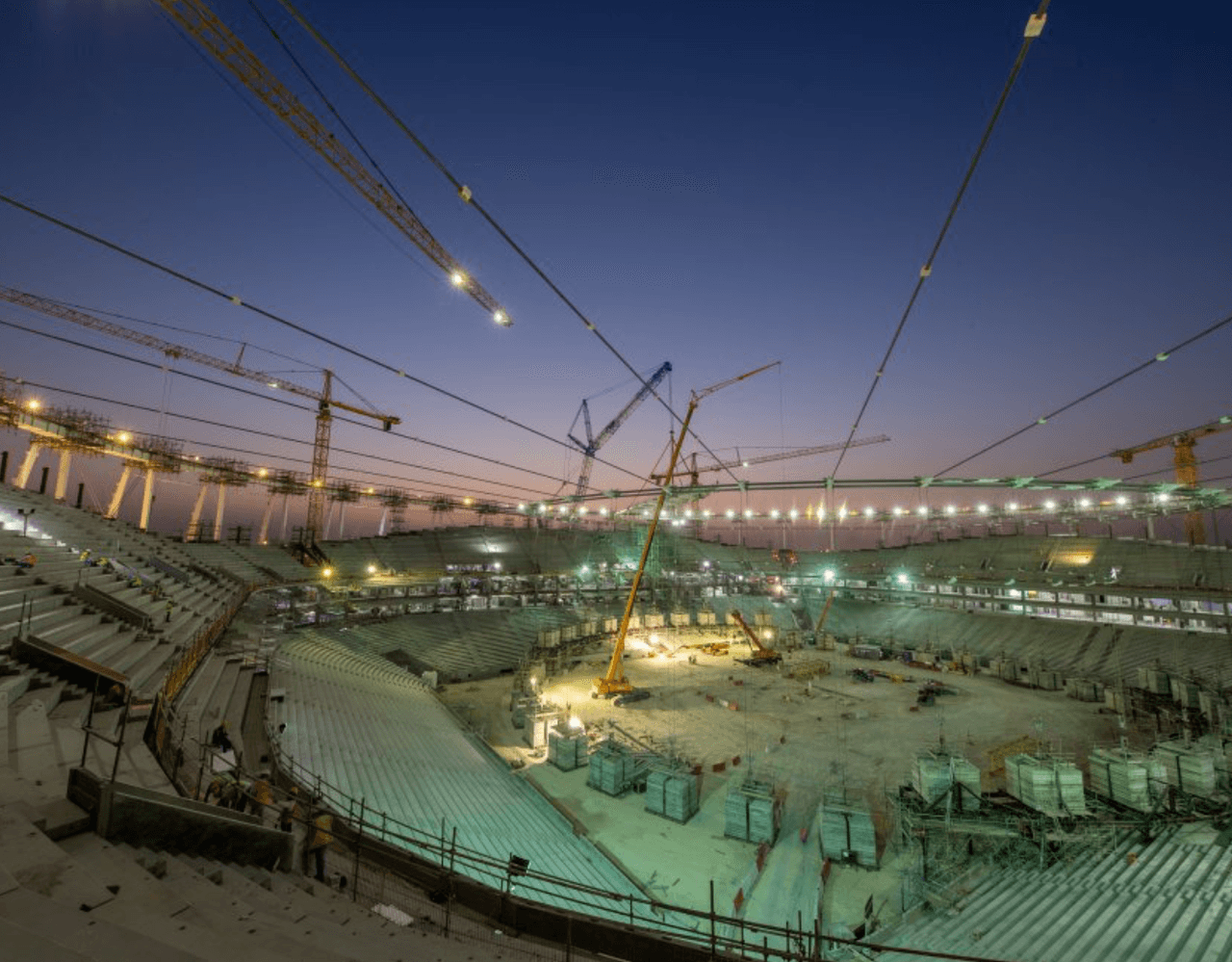 Algunos inmuebles lucen terminados, otros más están en plena construcción y en algunas tomas se aprecian las maquetas ¡Vaya Mundial nos espera!