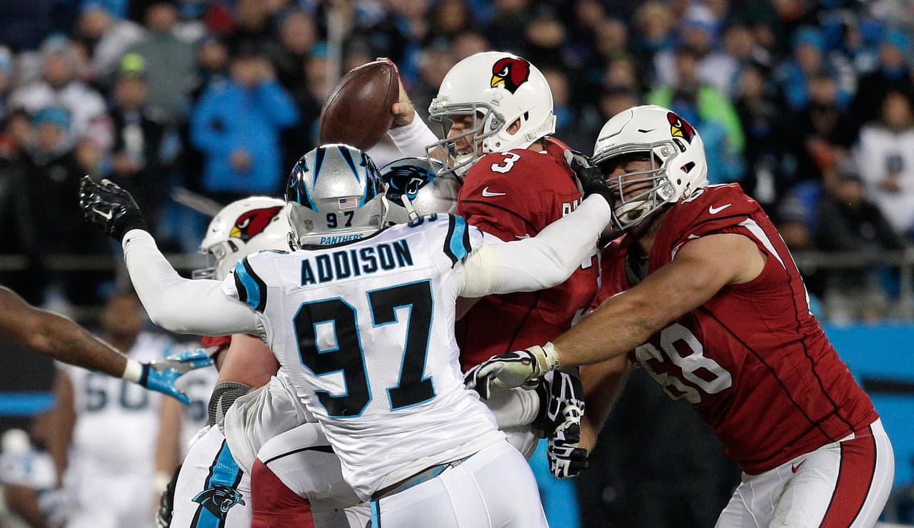 2.- Arizona Cardinals - 24 de enero del 2016 (15-49 en Carolina Panthers) (Campeonato de Conferencia).- Por segunda ocasión en la joven historia de la franquicia, los Panthers alzaron el Trofeo George Halas como monarcas de la Conferencia Nacional forzando cuatro intercepciones a Carson Palmer.