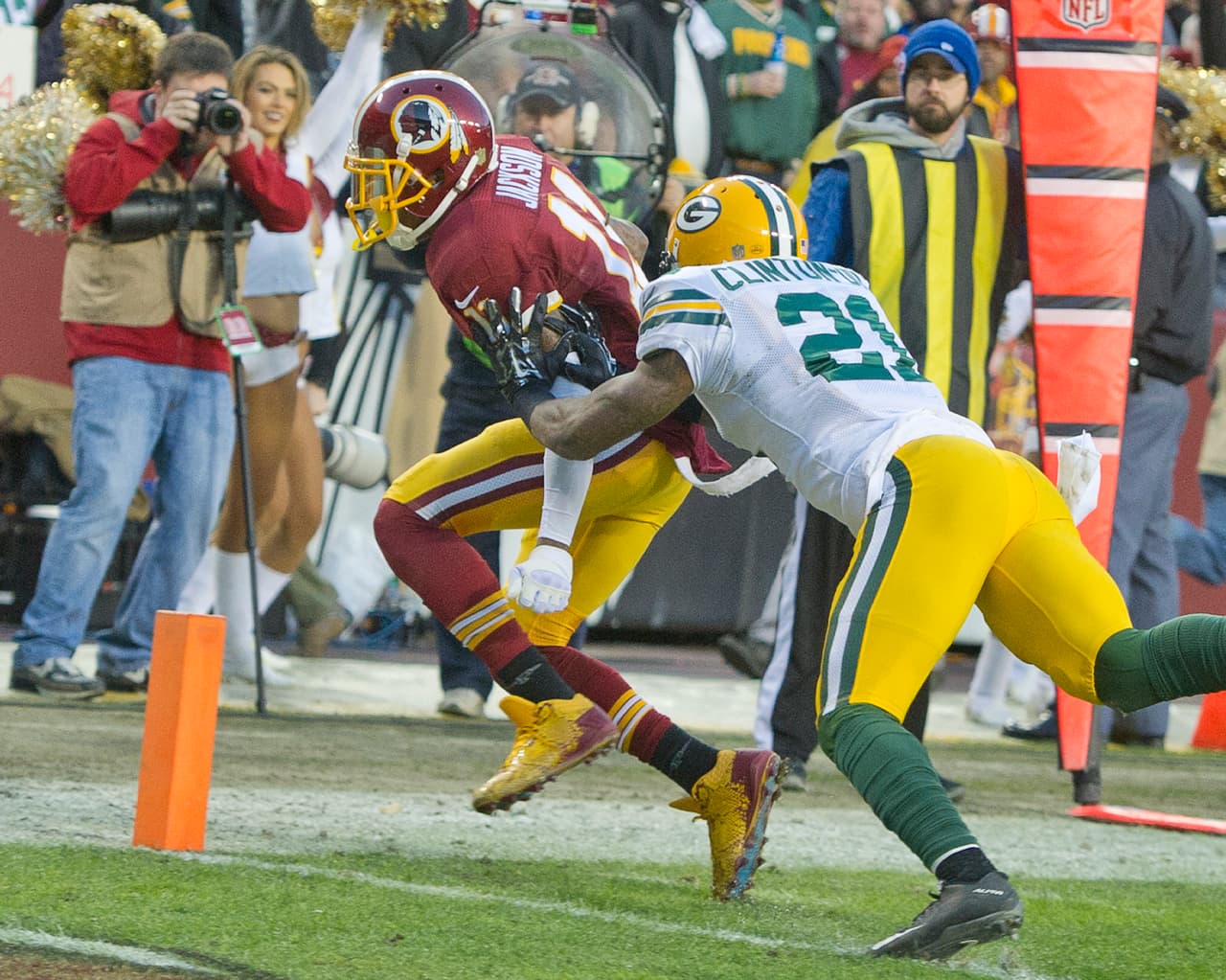 8.- Washington Redskins - 10 de enero del 2016 (18-35 vs. Green Bay Packers) (Ronda de Comodines).- A pesar de un lento inicio al irse atrás 11-0 en el segundo cuarto, el equipo liderado Aaron Rodgers reaccionó con 116 yardas terrestres y dos touchdowns por tierra para dejar sin oportunidad a los sorpresivos capitalinos de Kirk Cousins.