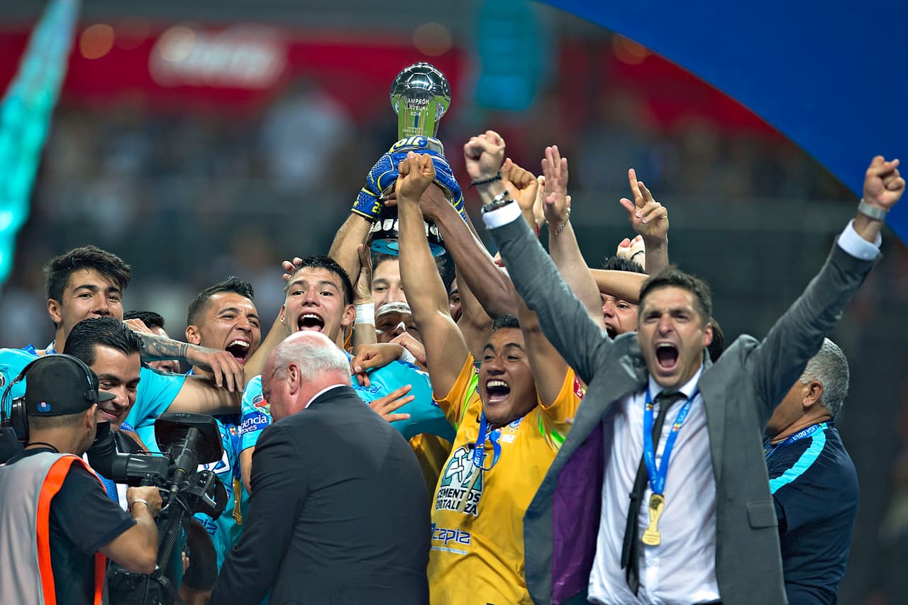 Pachuca no hizo grandes movimientos en la plantilla que venció a Monterrey en el último suspiro de la final del Clausura 2016.