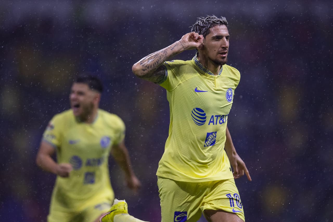 Las Águilas del 'Tano' Ortíz se dieron un festín en la cancha del Estadio Azteca luego de golear 7-0, con siete anotadores diferentes, a un Cruz Azul que está muy cerca del abismo y con un DT que tiene las horas contadas.