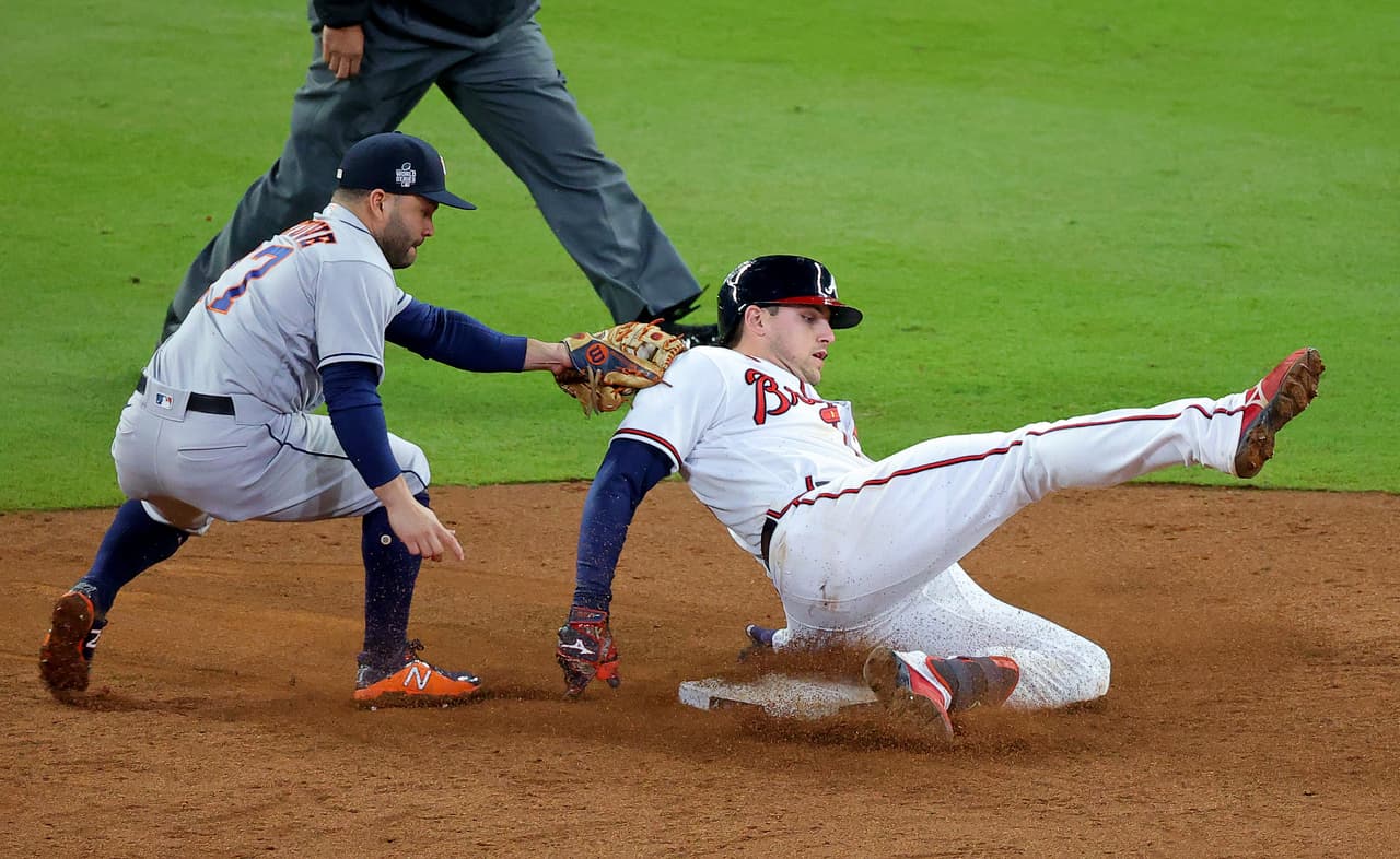 Con la presencia del expresidente, Donald Trump en el Truist Park, los Atlanta Braves remontaron dos carreras de Altuve y con los batazos de Rosario, Swanson y Soler se pusieron a un triunfo de conseguir el título 2021 de la Serie Mundial.