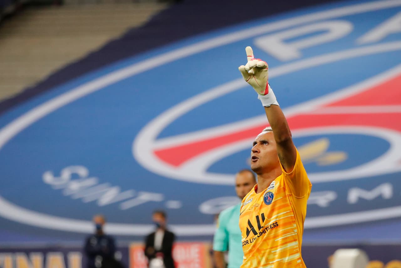 Así festejaron Neymar, Mbappé y el PSG su triple corona | Tras conseguir la Copa de la Liga de Francia los festejos no se hicieron esperar.