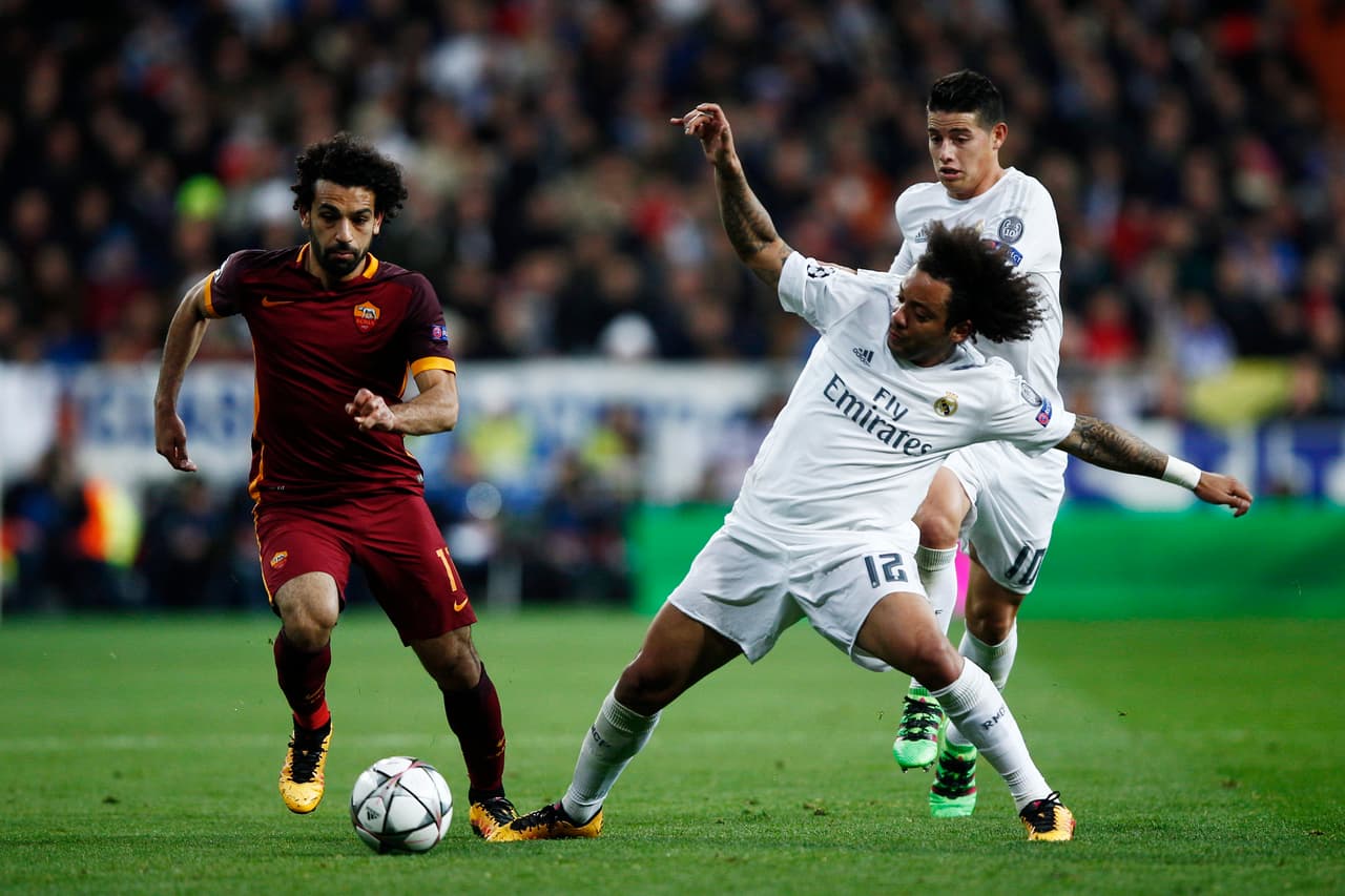 El egipcio Mohamed Salah dio un buen partido por la parcela derecha de la Loba gracias a las facilidades que le daban Marcelo y Cristiano proyectándose al frente para lastimar a los transalpinos.