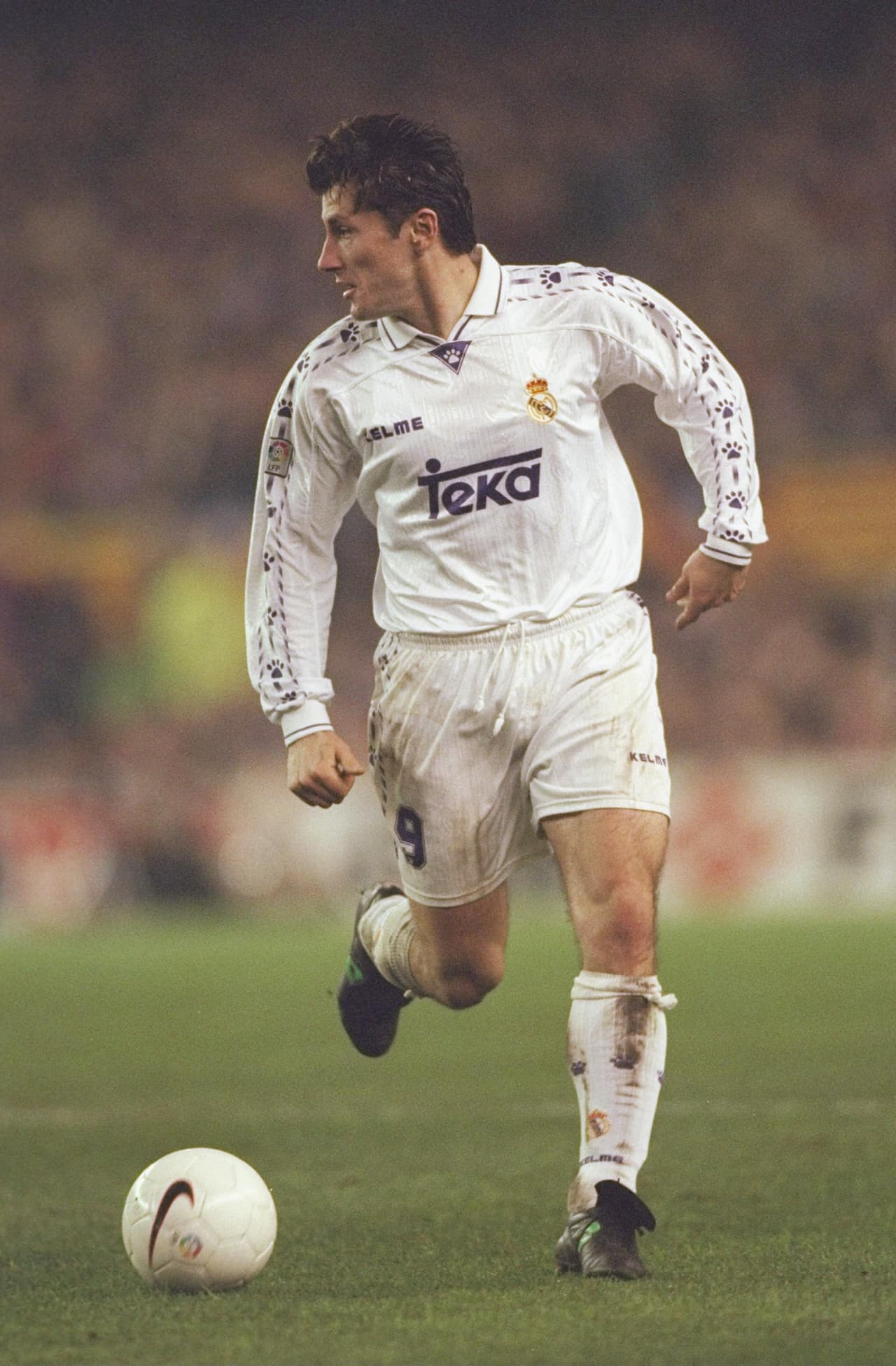 El goleador croata Davor Suker arribó al Santiago Bernabéu en 1996, también procedente del Sevilla, como Iván Zamorano.