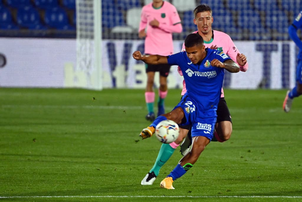 Los culés cayeron por la mínima diferencia en su cuarto compromiso de la competición española. Jaime Mata (56’) anotó el gol por la vía penal. Barcelona enfrentará al Real Madrid en su siguiente compromiso de La Liga; Getafe recibirá al Granada.