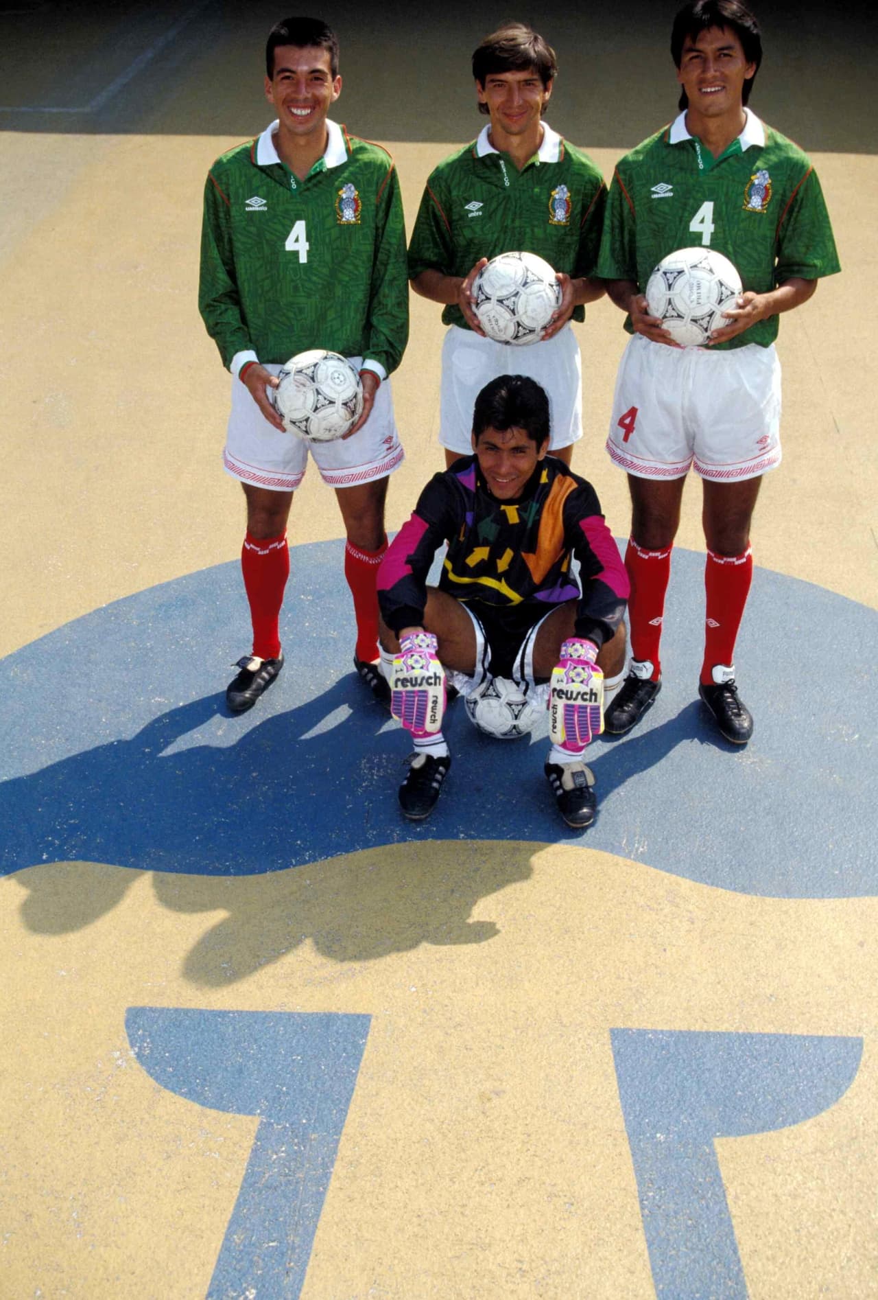 En aquellos lejanos años, Pumas solía ser la base de la selección con jugadores como Ramírez Perales, España, Suárez y Campos.