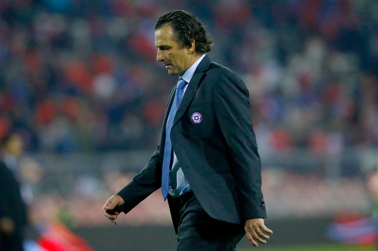 Pizzi pasará a la historia como el técnico que tuvo a su cargo a una nómina que fue dos veces campeona de Copa América y subcampeonar de Copa Confederaciones pero no fue mundialista.