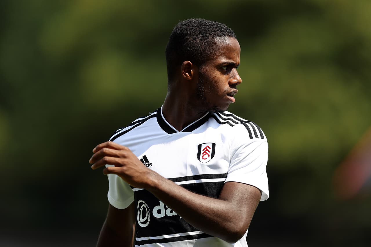 <b>11. Ryan Sessegnon (Fulham F.C. - 18 años - Extremo) - </b>60 millones de dólares.