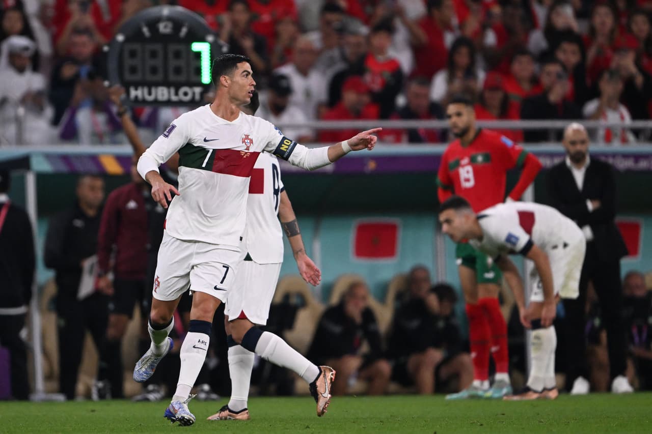Marruecos derrotó 1-0 a Portugal con gol de Youssef En-Nesyri en el Estadio Al Thumama para convertirse en la primera selección africana en Semifinales en una Copa del Mundo.