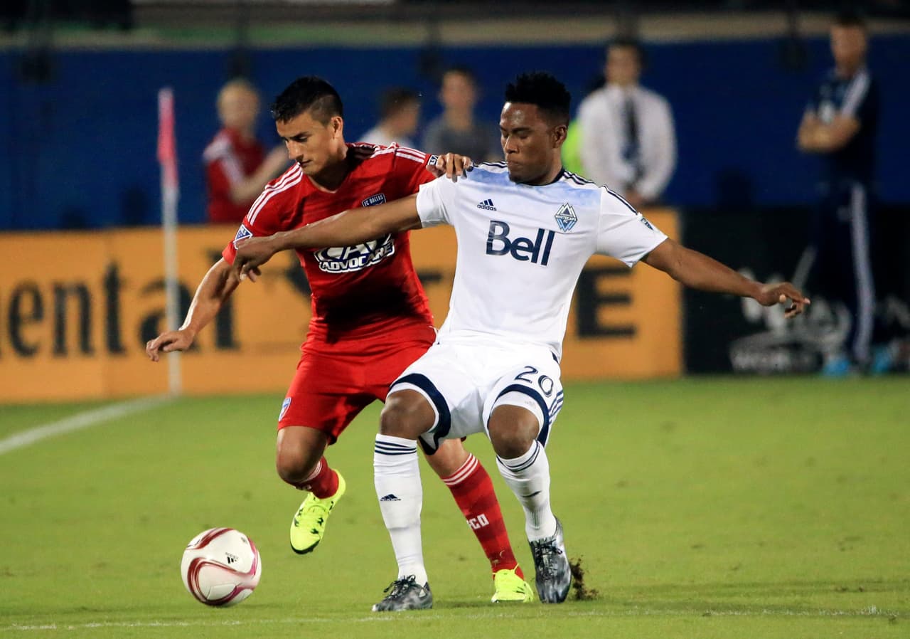 Vancouver Whitecaps se aseguran al hondureño Deybi Flores con un contrato multianual