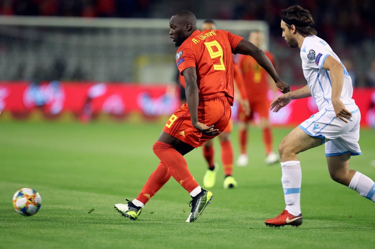 Bélgica goleó en casa San Marino con una actuación notable.