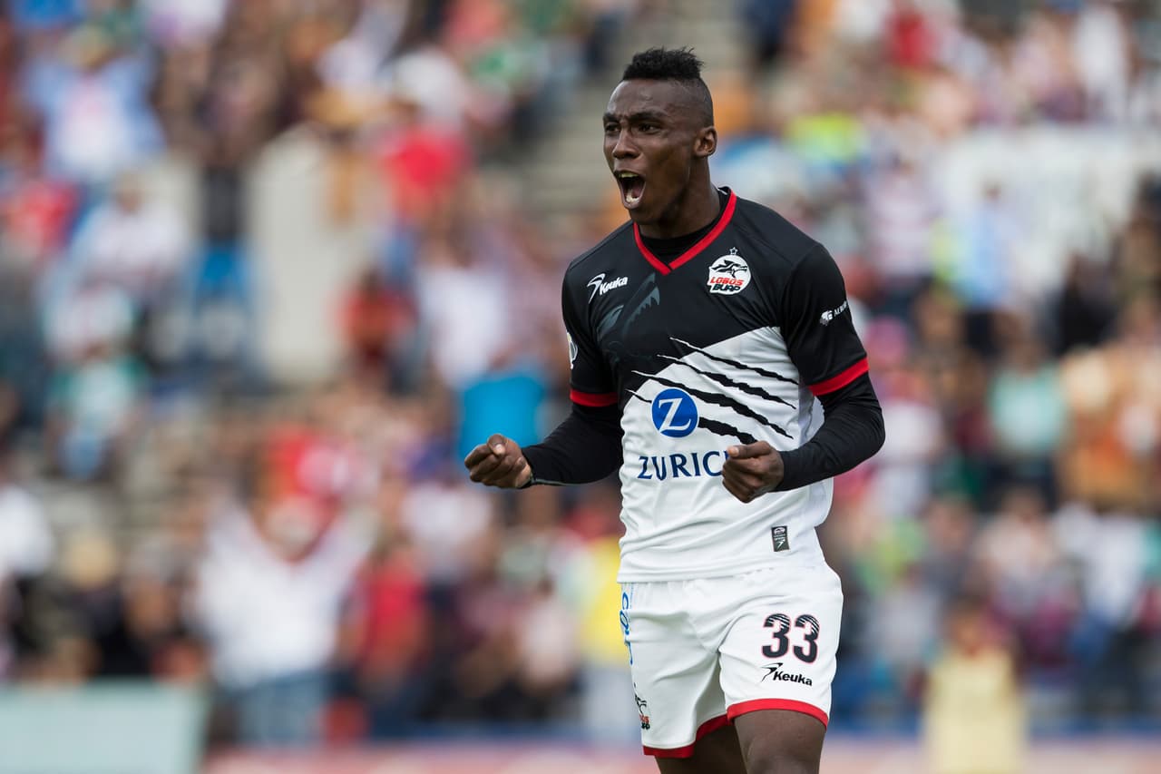 Julián Quiñones estuvo involucrado en un altercado mientras se tomaba algunos tragos. En medio de la fiesta tuvo una discusión con su compañero William Palacios.