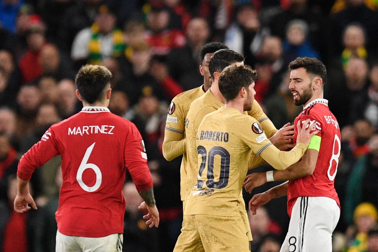 Manchester United remontó y eliminó al Barcelona en los Playoffs de la UEFA Europa League en partido de vuelta disputado en Old Trafford.