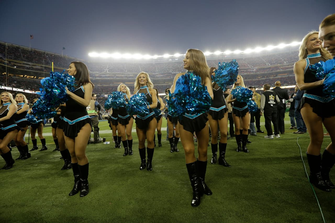 Ellas llenaron de belleza y diversión el emparrillado del Levi´s Stadium, checa las mejores imágenes de estas dulzuras.