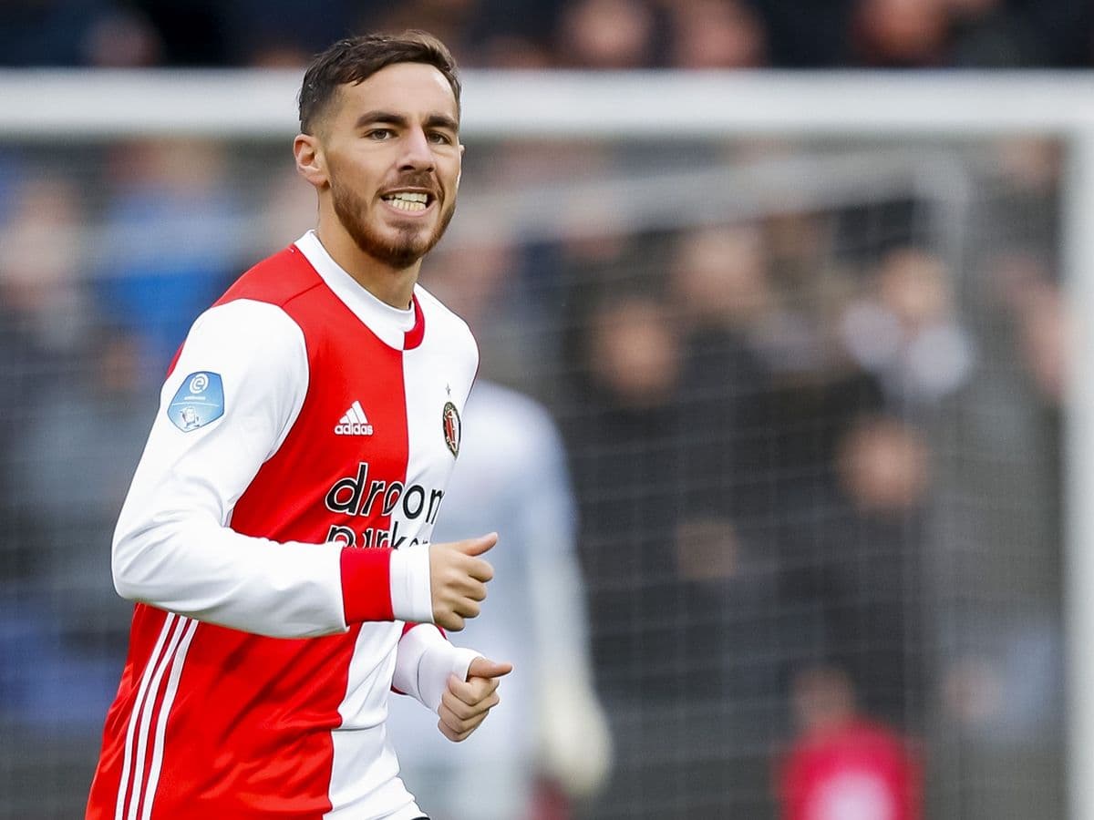 <b>Orkun Kokcu</b>
<br>Este jugador de 19, perteneciente al Feyenoord, podría encajar en cualquier parte, incluso el Arsenal ya ha hecho una oferta por este joven turco.
