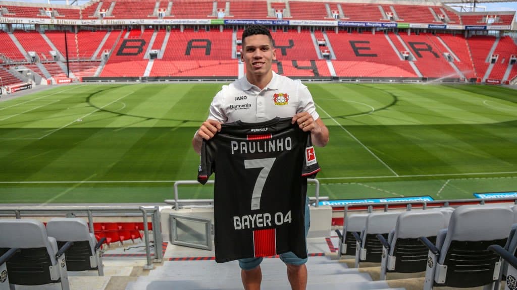 Paulinho (Bayer Leverkusen) - siendo la gran figura del Vasco da Gama en los torneos locales como en los internacionales, el joven delantero brasileño tiene un largo camino en la Bundesliga. Con solo 17 años, sus condiciones lo ponen en el ojo de todos para ser una futura estrella.