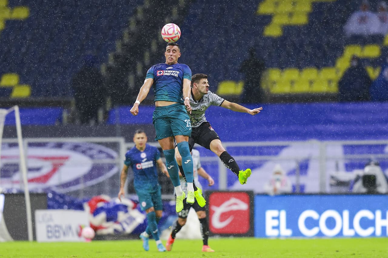 Con gol de último minuto el Cruz Azul derrotó a Léon y está más que vivo en el Apertura 2022.
