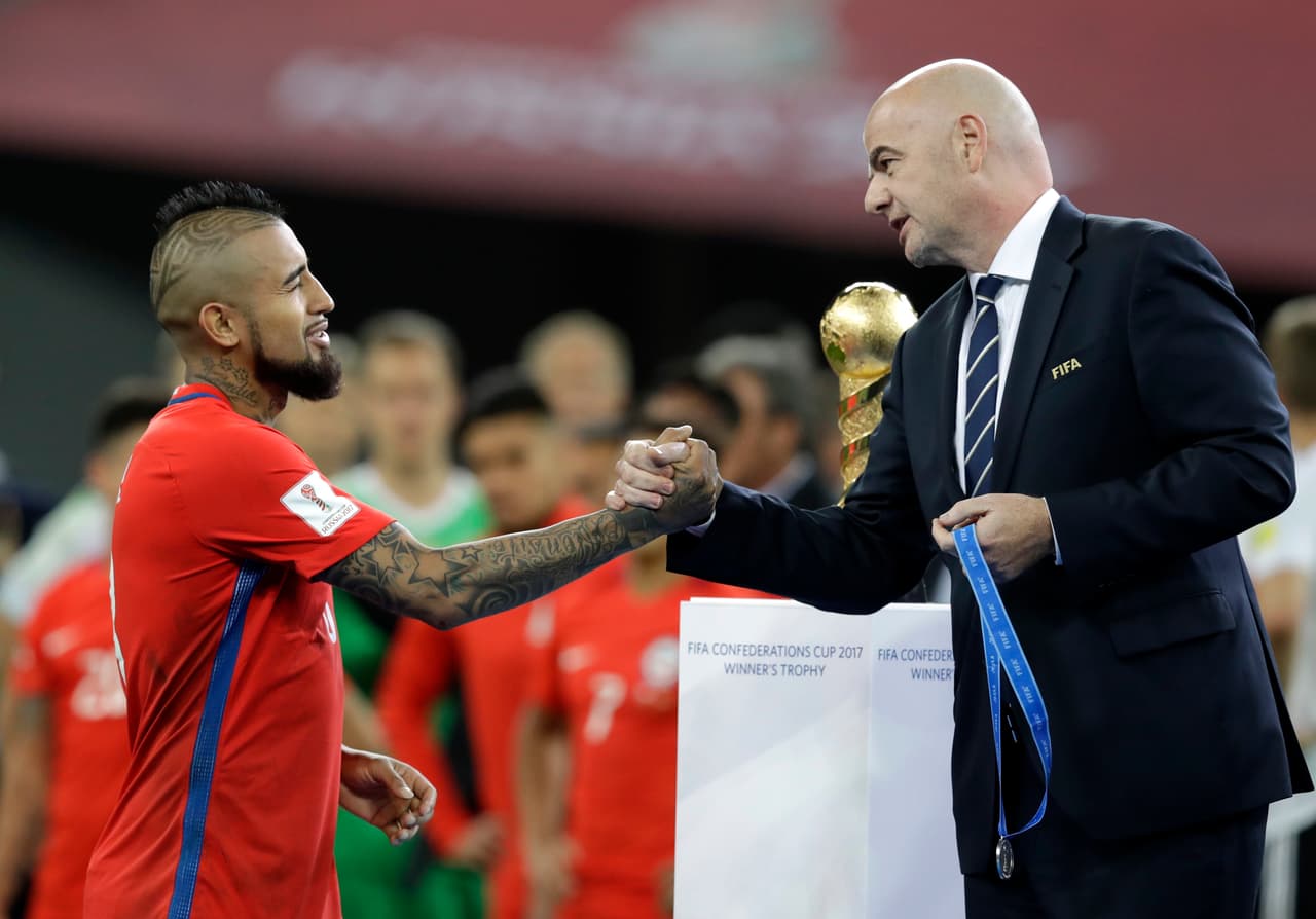 Chile se ganó el respeto a nivel mundial por su actuación y para el remate de las eliminatorias se llenó de confianza y optimismo, quizá más de los debidos teniendo en cuenta a sus rivales.