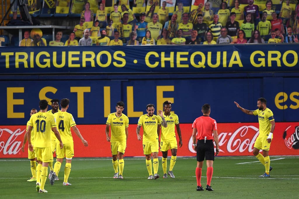 El Villarreal reacciona rápidamente y luego de un a gran atajada de Marc André Ter Stegen, Gerard Moreno se encuentra con el balón en el área y empata el encuentro.