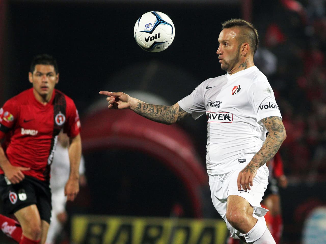 Por parte del Atlas, el equipo rojinegro contaba con la experiencia de Matías Vuoso. Ambos equipos se han enfrentado en ocho ocasiones, dejando un saldo de una victoria para Tijuana, dos para Atlas y 5 empates.