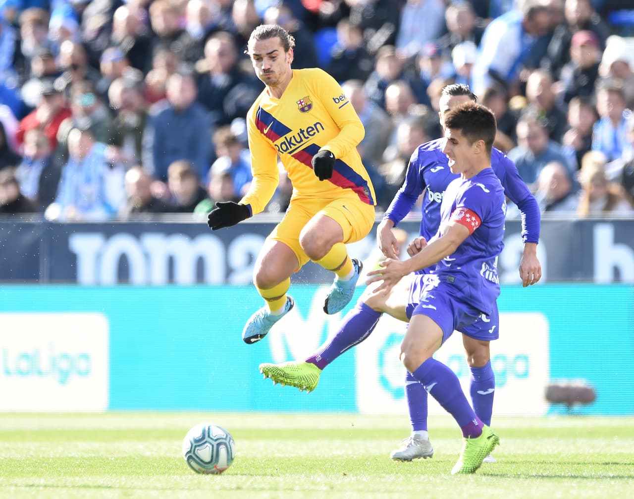 Youssef (12’) marcó para los locales. Suárez (53’) y Vidal (79’) hicieron los goles del equipo catalán.