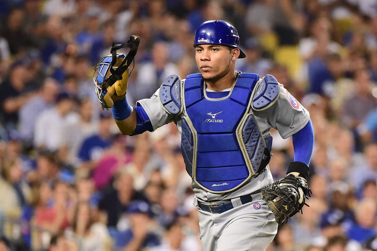 Los Cubs reprenden a su receptor por una actitud antideportiva