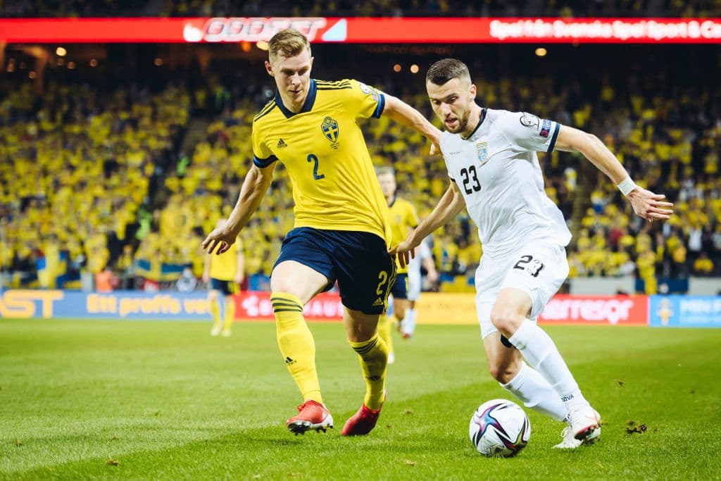 Emil Forsberg, Alexander Isak y Robin Quaison son los hombres que noqueron a Kosovo en la victoria 3-0 de Suecia.