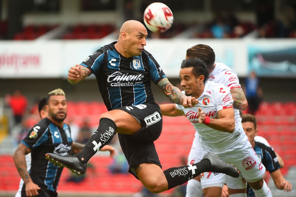 Confirma el Querétaro fractura de nariz de Ariel Nahuelpán